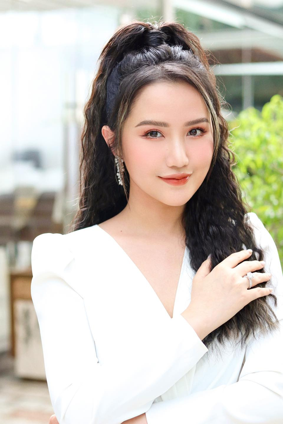 Nhan sắc Primmy ngày càng thăng hạng, ra dáng phu nhân TGĐ. Ảnh: FBNV