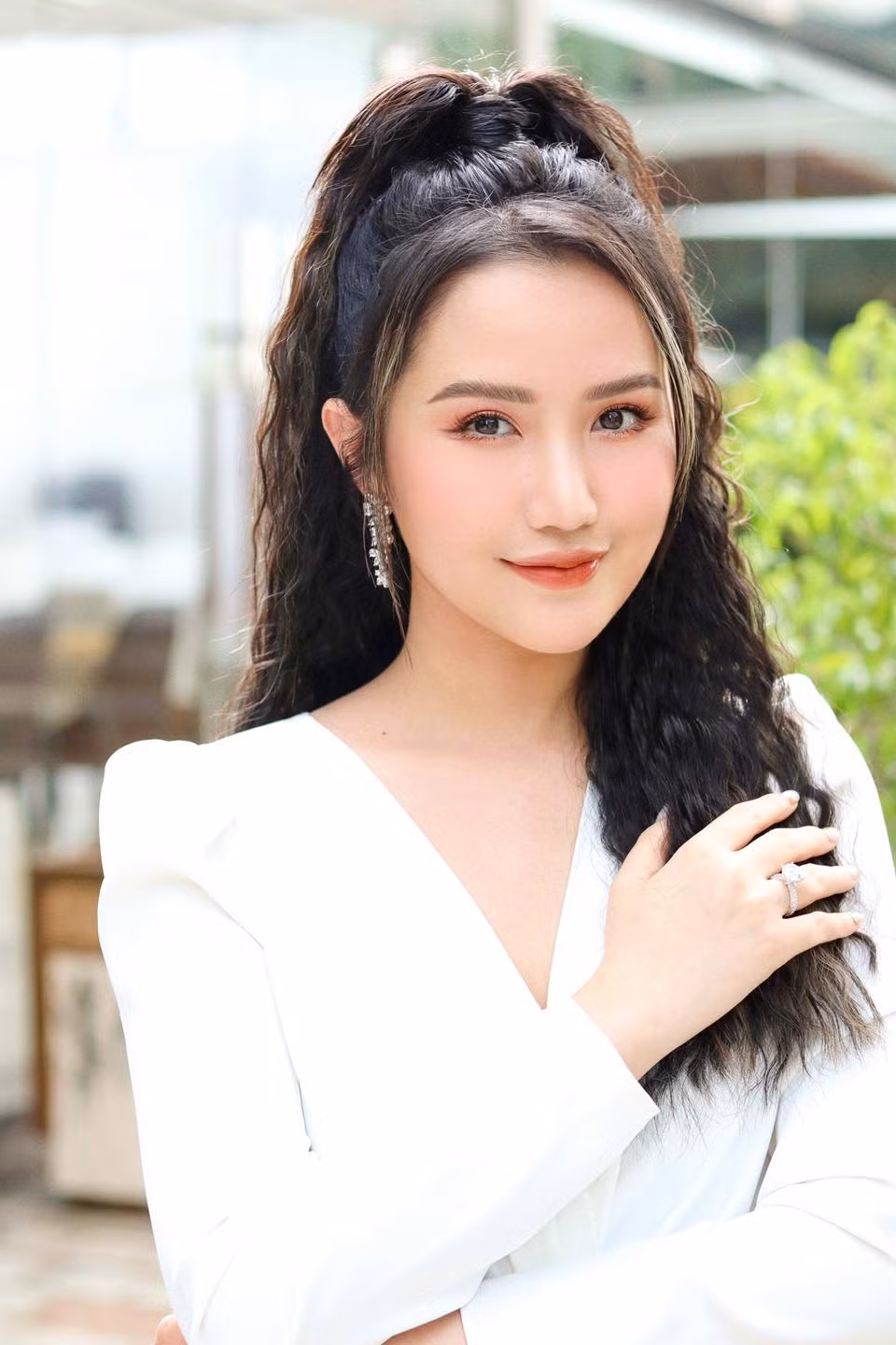 Nhan sắc Primmy ngày càng thăng hạng, ra dáng phu nhân TGĐ. Ảnh: FBNV