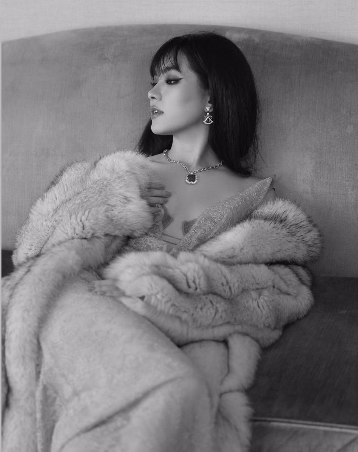 Nét đẹp lai hài hòa của Thiên Trang dễ dàng chinh phục được người nhìn.