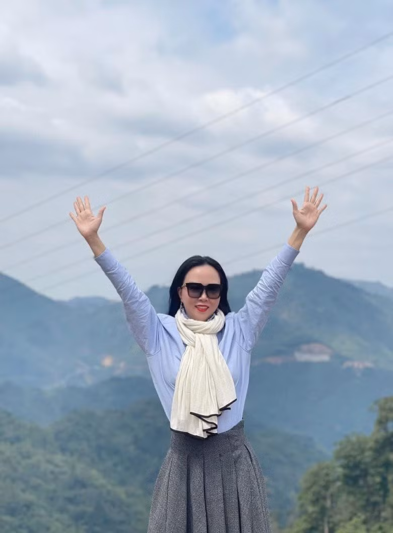 Năm xưa, Phượng Chanel liên tục mặc xấu, thảm họa với nhiều cách phối "trời ơi đất hỡi".