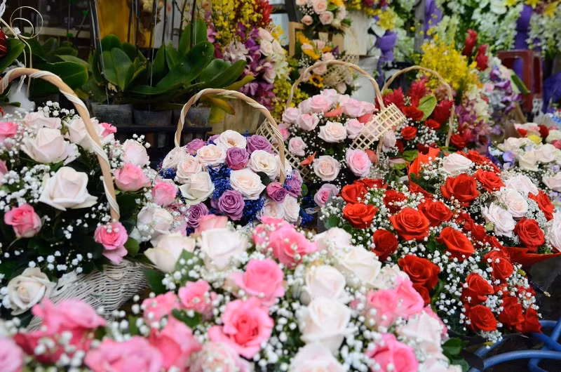 Thực hiện đề án xây dựng phố chuyên doanh hoa và ẩm thực khu vực Hồ Thị Kỷ của UBND quận 10, UBND phường 1 đã xây dựng kế hoạch để tiến hành chỉnh trang, sắp xếp nơi đây thành nơi buôn bán văn minh, kiểu mẫu, tạo điểm đến an toàn, nơi giải trí lành mạnh cho người dân và du khách, góp phần thực hiện tốt mục tiêu phát triển kinh tế, xã hội bền vững, phát triển dịch vụ thương mại có chất lượng cao và đưa du lịch trở thành ngành kinh tế mũi nhọn của địa phương.