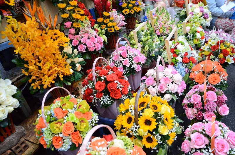 Theo lãnh đạo UBND quận 10, việc ra mắt phố hoa Hồ Thị Kỷ (chợ hoa Hồ Thị Kỷ, tên gọi phổ biến được nhiều người biết đến từ xưa đến nay) nhằm phù hợp với không gian đô thị xung quanh, mở ra hướng phát triển lâu dài, bền vững cho một địa điểm chứa đựng nhiều yếu tố truyền thống và giá trị văn hóa của TP HCM.