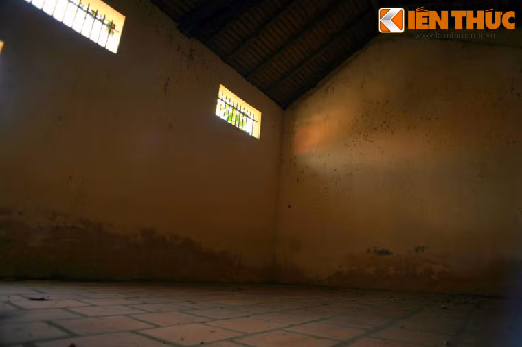 Từ năm 1946 đến 1960, nơi đây được Pháp dùng làm nơi tạm giam rời. Các tù nhân cũ được chuyển đi nhà tù khác kiên cố hơn.