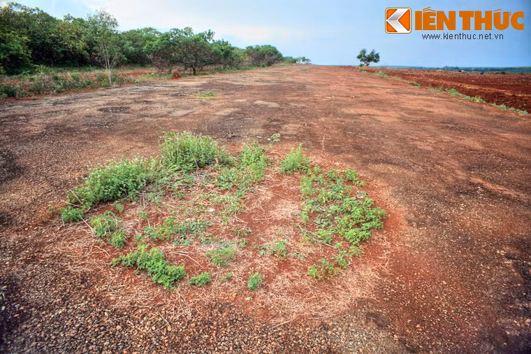 Vào năm 1986, sân bay quân sự Lộc Ninh đã được công nhận là di tích lịch sử cấp quốc gia.