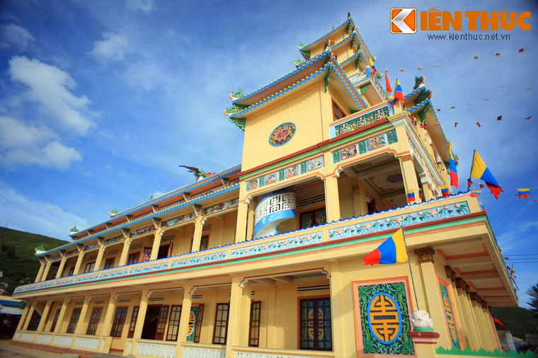 Kể từ khi khánh thành, điện thờ đã trở thành điểm tham quan lý thú của du khách khi ghé thăm Lý Sơn.