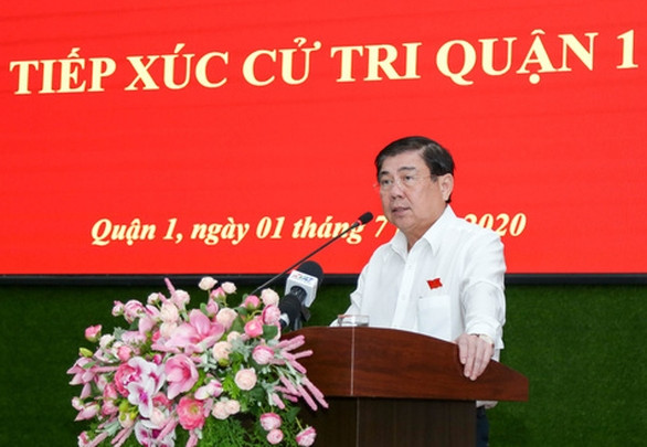  4. TPHCM kỷ luật 66 cán bộ sai phạm trong vụ Thủ Thiêm: Về xử lý sai phạm của cán bộ liên quan đến dự án Khu đô thị Thủ Thiêm, Chủ tịch Nguyễn Thành Phong cho hay đã xử lý cán bộ thuộc diện Bộ Chính trị, Ban Bí thư quản lý. Hiện nay có 66 cán bộ thuộc Ban Thường vụ Thành ủy quản lý đang kiểm điểm và bị xem xét xử lý kỷ luật, trong đó có nhiều cán bộ đã nghỉ hưu. TPHCM sẽ báo cáo với Ủy ban Kiểm tra Trung ương trong tháng 7.