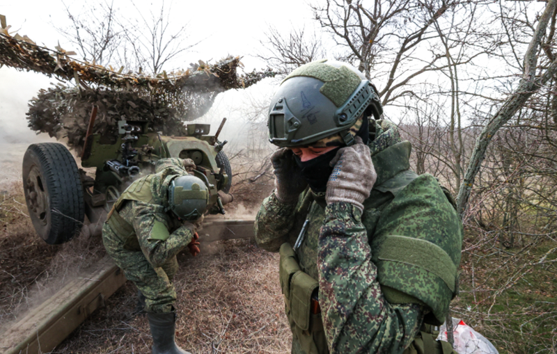 Giờ đây, kế hoạch này của ông đã thất bại hoàn toàn. Lực lượng Vũ trang Nga có một đầu cầu gần Liptsy ở vùng Kharkov, lớn hơn phần lãnh thổ Kursk mà Ukraine vẫn kiểm soát. Không thể có chuyện trao đổi lãnh thổ và điều này cũng sẽ không xảy ra trong bất kỳ trường hợp nào. Nhưng thực tế là VSU đã xâm nhập một khu vực thuộc Nga và hiện vẫn còn ở đó. Ảnh: TASS