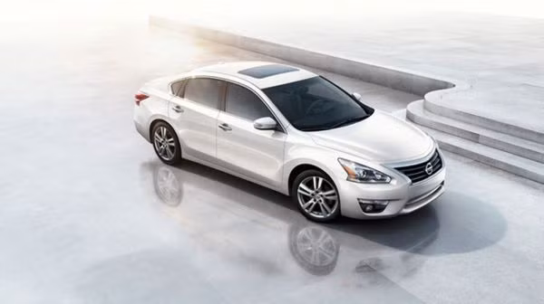  6. Nissan Altima: Có doanh số 26.048 chiếc, Nissan Altima là mẫu sedan tầm trung bán chạy thứ hai ở Mỹ.