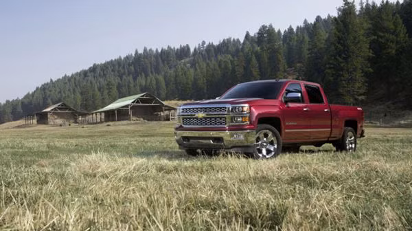  2. Chevrolet Silverado: Với số xe bán ra trong tháng 1 là 36.106 xe, đây là mẫu xe bán chạy nhất của Chevrolet.