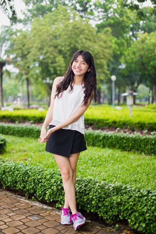 Ngắm vẻ xinh xắn, dễ thương của cô gái sinh ra từ ống nghiệm - Phạm Tường Lan Thy.