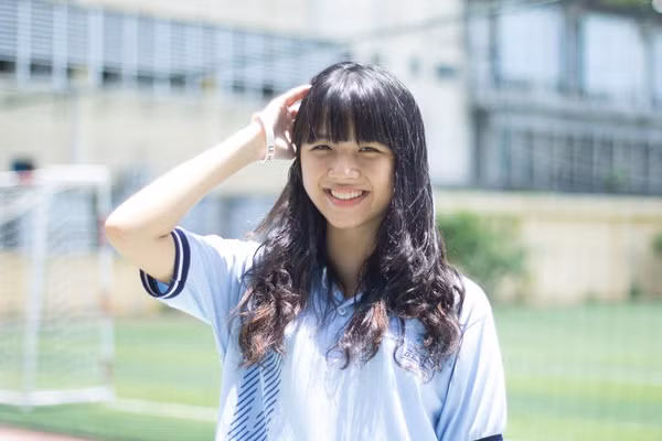 Từng có lúc nghĩ mình không phải là con của ba mẹ, nhưng sau khi có được kiến thức về phương pháp thụ tinh trong ống nghiệm, Lan Thy mới bớt được sự tự ti, buồn tủi.