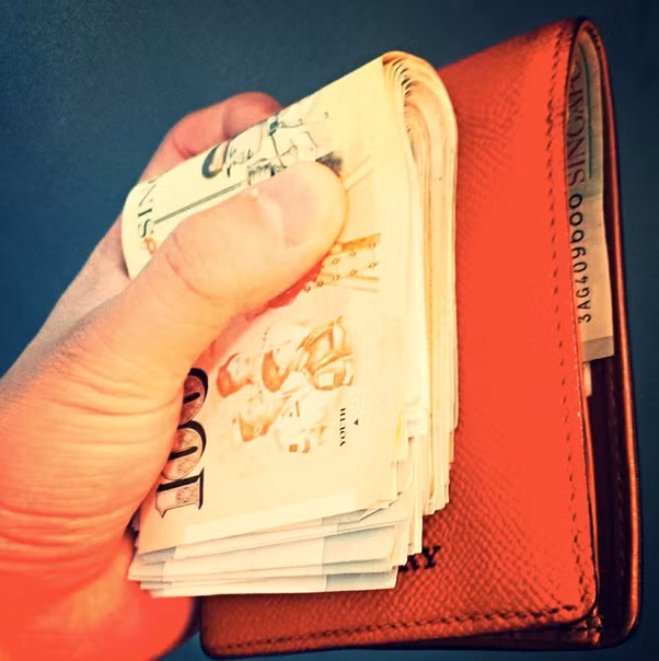 Không chỉ giàu có, Dhillon Lee còn vô cùng đẹp trai, hội tụ đầy đủ những tiêu chuẩn của 1 chàng hoàng tử tuyệt vời.