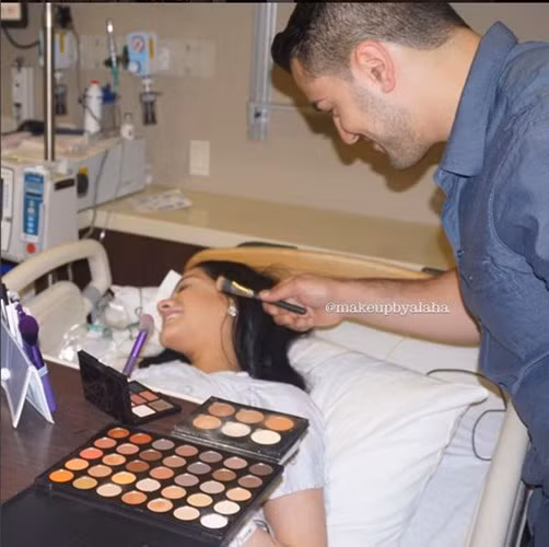 Được biết những bức ảnh mà dân mạng vừa chia sẻ là những shoot hình do chị gái cô chụp khi cô đợi sinh, sau khi bà mẹ trẻ đăng trên mạng, chỉ trong 1 đêm, tốc độ lan truyền của chúng như virus.