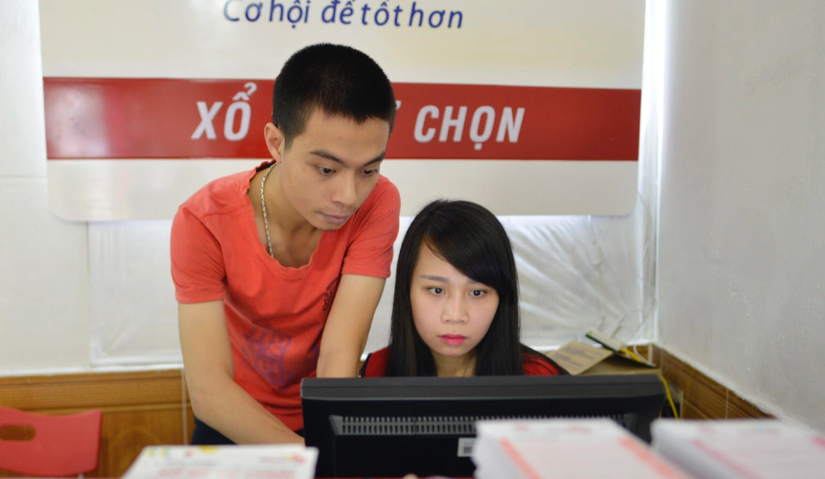  TP.HCM tiếp tục có người trúng Vietlott hơn 37 tỷ đồng: Kỳ quay tối ngày 25/5 của xổ số tự chọn Mega 6/45 đã tìm ra một vé số may mắn được in và bán ra tại TP.HCM trúng giải Jackpot trị giá 37,3 tỷ đồng. (Nguồn: Zingnews)