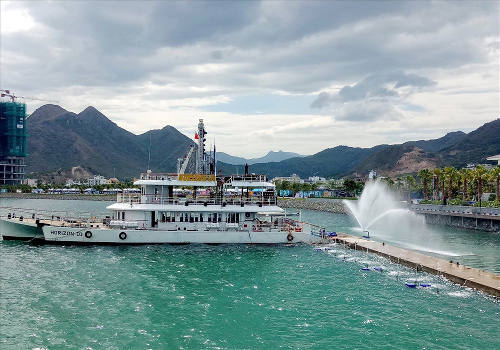  Liên hoan Du lịch biển Nha Trang 2022: Liên hoan Du lịch biển Nha Trang 2022 với chủ đề “Nha Trang - Chạm đến trái tim” sẽ diễn ra từ ngày 16 đến 19/6 tại Quảng trường 2/4, TP. Nha Trang. (Nguồn: Báo Khánh Hoà)