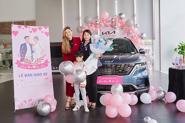 Ky Han va Hoa Minzy sau song gio tinh yeu voi cac chang cau thu-Hinh-10