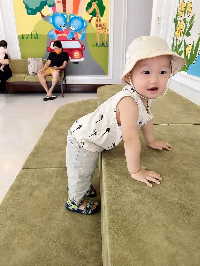 Kỳ Hân và Hòa Minzy sau sóng gió tình yêu với các chàng cầu thủ - Hình 4 Ky Han va Hoa Minzy sau song gio tinh yeu voi cac chang cau thu-Hinh-4