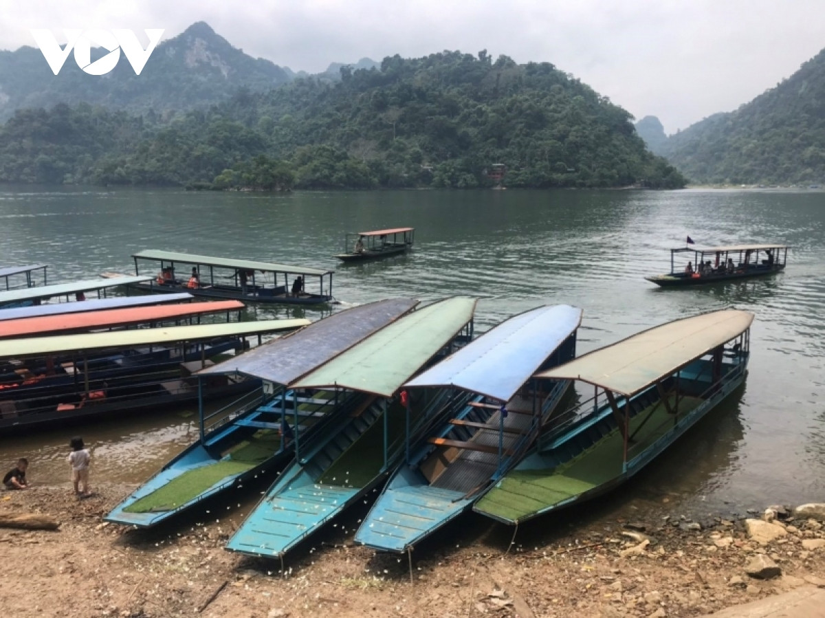  Tuần lễ du lịch - Di sản văn hóa Ba Bể năm 2022: Từ ngày 1-6/6/2022, tại huyện Ba Bể, tỉnh Bắc Kạn sẽ diễn ra chuỗi sự kiện quảng bá, xúc tiến du lịch, thương mại với điểm nhấn là “Tuần lễ du lịch - Di sản văn hóa Ba Bể năm 2022. (Nguồn: VOV.VN)