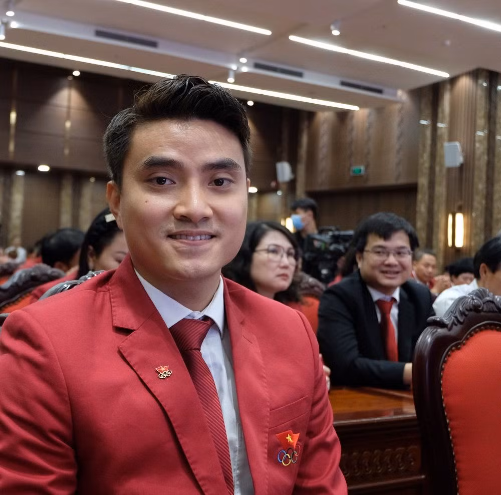 Ha Noi chi hon 17,4 ty dong vinh danh cac VDV, HLV SEA Games 31-Hinh-6