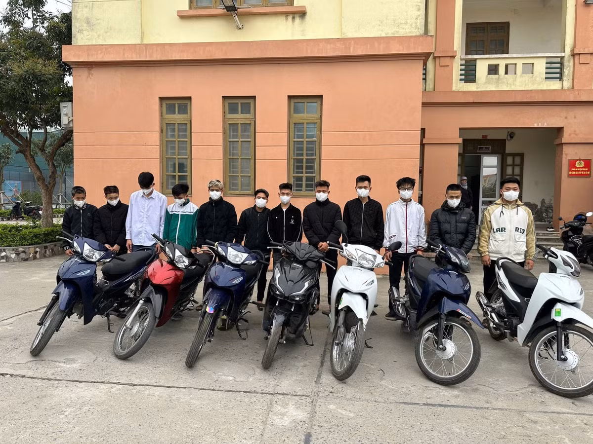 Thai Binh: Hai nhom au da, mot nam thanh nien dut lia ngon tay