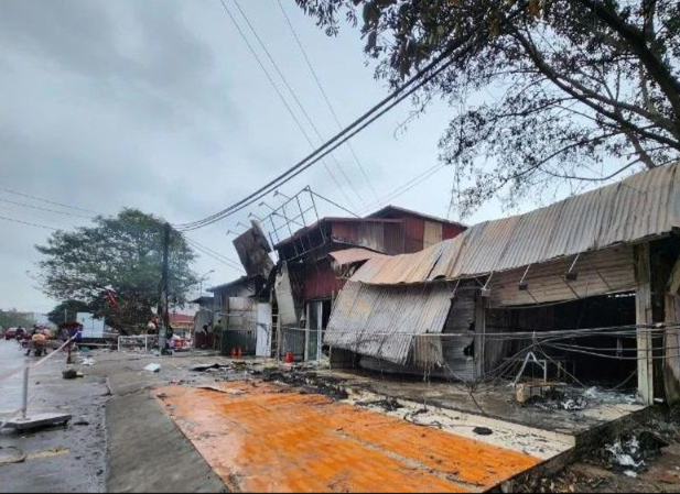 Bac Ninh: Chay lon tai day kiot ban hang khien chau be tu vong