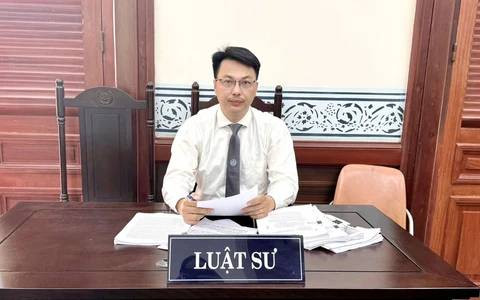 Quang Linh Vlogs và Hằng Du Mục đối diện với mức án nào? - Hình 2 Quang Linh Vlogs va Hang Du Muc doi dien voi muc an nao?-Hinh-2