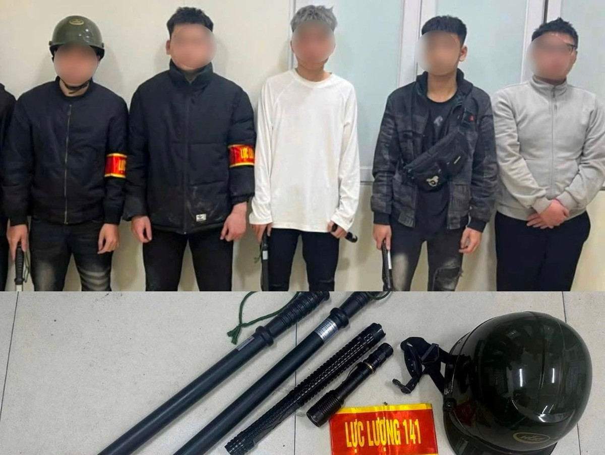 Hà Nội: Bắt quả tang nhóm thanh niên giả danh lực lượng 141 Ha Noi: Bat qua tang nhom thanh nien gia danh luc luong 141