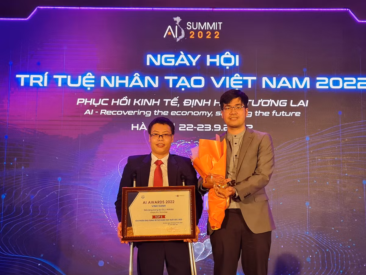 Top 5 Giai thuong AI: “Neu kho khong lam thi mai gia cong cho quoc te