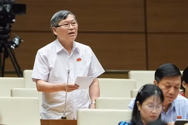 Phat trien khu kinh te Van Phong: Dac biet luu y su co tham hoa moi truong bien