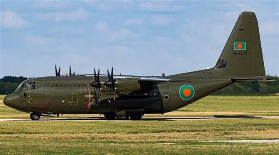 C-130 Hercules đồng thời lập kỷ lục có thời gian chế tạo dài nhất so với bất kỳ loại máy bay quân sự nào khác trong suốt chiều dài lịch sử hàng không thế giới.