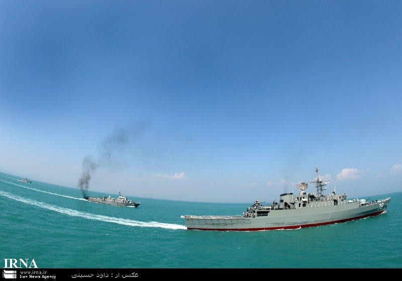 Nhưng ngoài khả năng tiến công mặt đất và chống hạm, tàu hộ vệ Jamalan có thể nói là rất kém về khả năng phòng không; ngoài khả năng phòng không của khẩu pháo Fajr-27, tàu được trang bị 4 tên lửa hải đối không Fajr tầm trung, được Iran sao chép từ tên lửa phòng không RIM-66 Standard (SM-1) của Mỹ, hai pháo cỡ 20 mm và một pháo tự động cỡ 40 mm.