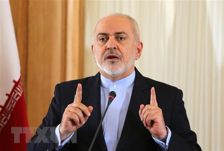 Ngay sau khi Tổng thống Mỹ cho biết "mọi thứ đều ổn", thì Ngoại trưởng Iran Mohammad Javad Zarif liền thông báo chiến dịch trả đũa của Tehran nhằm vào Mỹ đã khép lại.