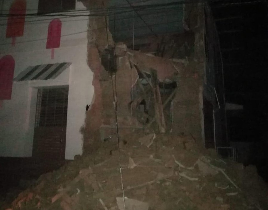 Tờ Express ước tính, hơn 50 ngôi nhà ở Peru đã bị phá hủy do trận động đất vừa qua. Ảnh: Twitter.