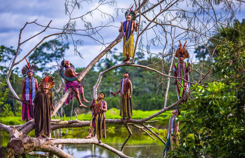Cuộc sống của một nhóm thổ dân thuộc bộ lạc Kaxinawá trong rừng Amazon ở Acre.