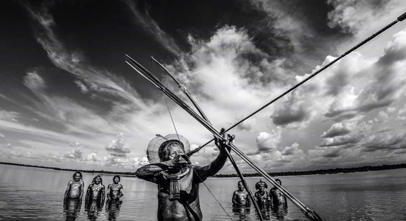 Raoni Metuktire, tộc trưởng bộ lạc Kayapo ở Mato Grosso.