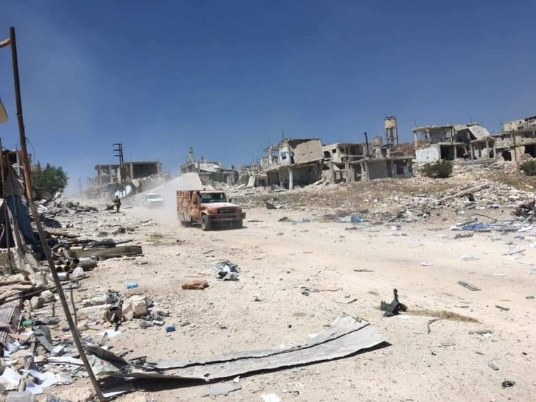 Hiện tại, Quân đội Syria cũng chuẩn bị mở cuộc tấn công mới nhằm tiến sâu vào khu phi quân sự nằm giữa tỉnh Hama và Idlib. Ảnh: AMN.