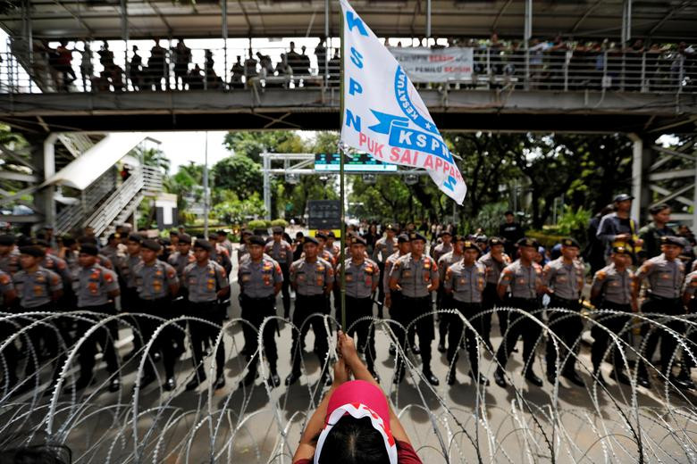 Khong khi ngay Quoc te Lao dong 1/5 tren khap the gioi-Hinh-5