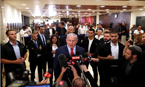 Israel roi vao khung hoang chinh tri, Quoc hoi tu giai tan