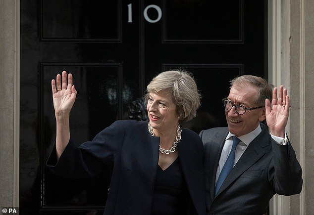 Dieu it biet ve nguoi chong kin tieng cua nu Thu tuong Anh-Hinh-9