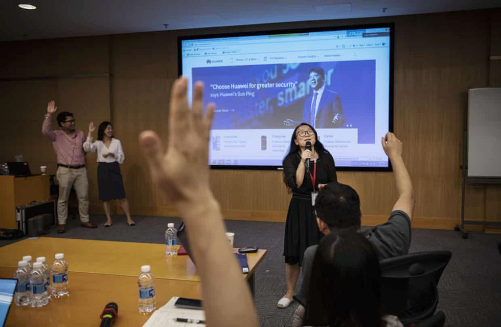 Một buổi tập huấn ở Huawei. Ảnh: Getty Images.
