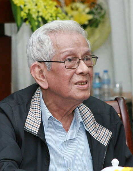 "Làm báo trung thực, công bằng, đúng mực thì sẽ được tin cậy; sự tin cậy của xã hội là phần thưởng cao quý nhất đối với người làm báo", trích dẫn từ cuốn sách "Mắt sáng, lòng trong, bút sắc" của nhà báo Hữu Thọ.