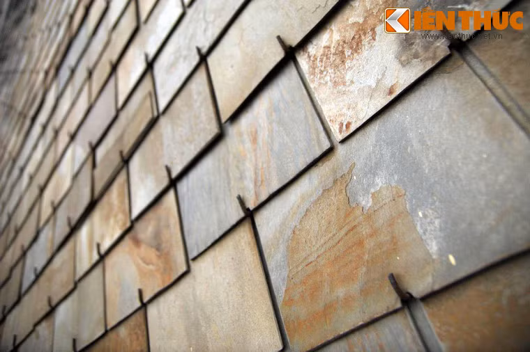 Ngói lợp mái Bắc Bộ phủ.