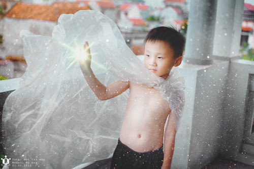 “Nó nghĩ nó có phép thuật, đứng trong hào quang…”