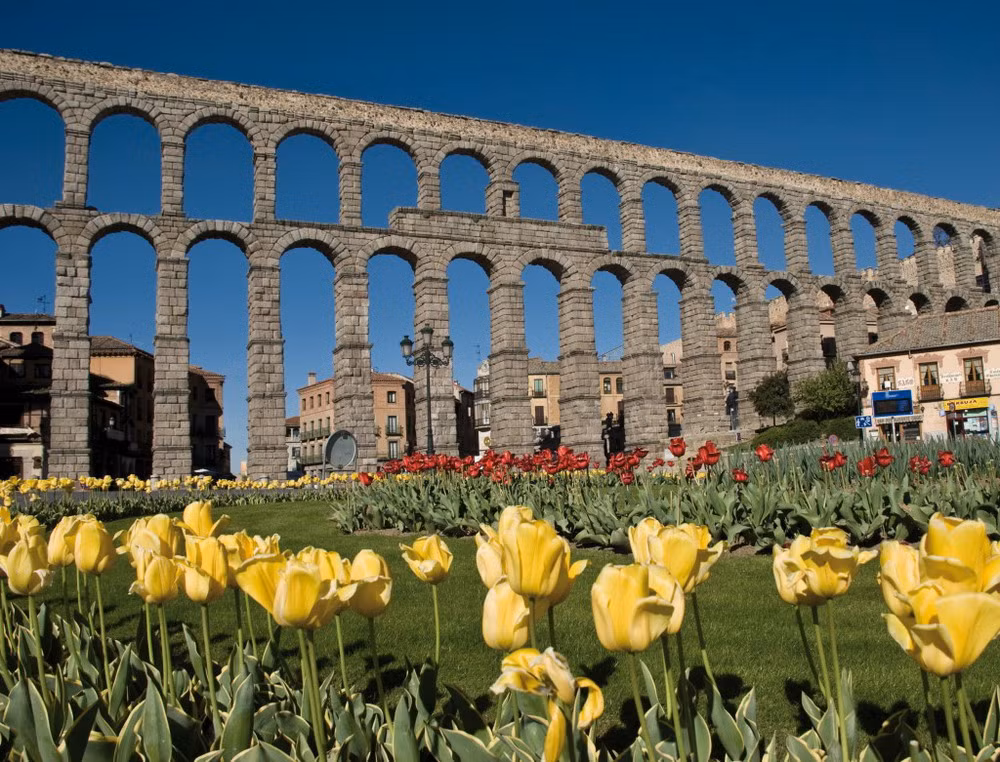 Cầu dẫn nước Segivia đã được UNESCO công nhận là di sản Văn hóa thế giới năm 1985.