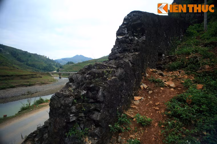 Đó là thành cổ Cán Tỷ, một công trình quân sự đã có gần 130 tuổi đời.