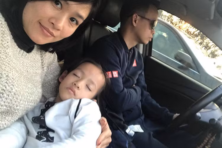 Tuy rất hiếm khi chia sẻ đời tư nhưng trên trang cá nhân, Hà Hương thường xuyên đăng tải hình ảnh tổ ấm nhỏ của mình.