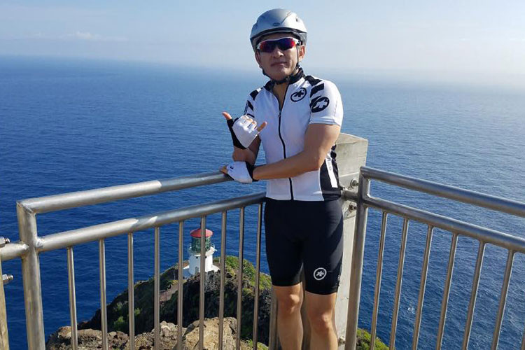 Doanh nhân Tom Han thích đi du lịch và các hoạt động thể thao.