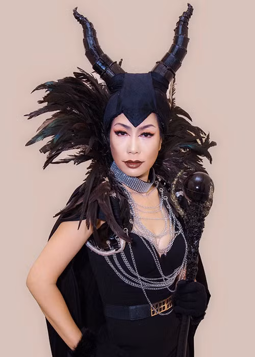 Nữ diễn viên Trịnh Kim Chi hóa Tiên Hắc Ám.