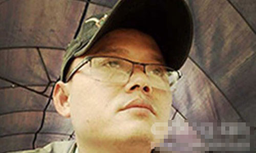 Đối tượng Quyền.