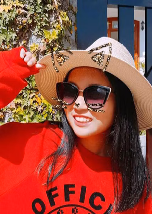 Hình ảnh con gái của Phương Thanh luôn nhận được sự chú ý của người hâm mộ nữ ca sĩ.